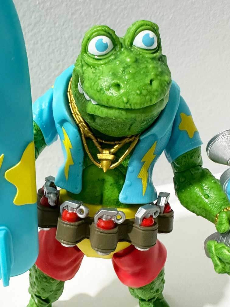 Super7-TMNT-Ultimates-Genghis-Frog-Action-pose-7