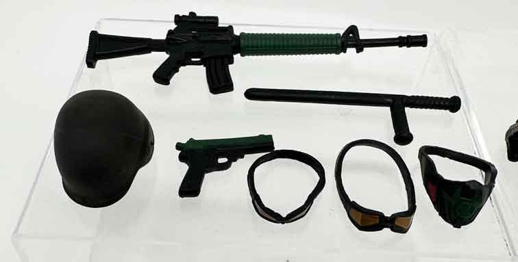 Gi-Joe-Classified-Mutt-&-Junkyard-accessories