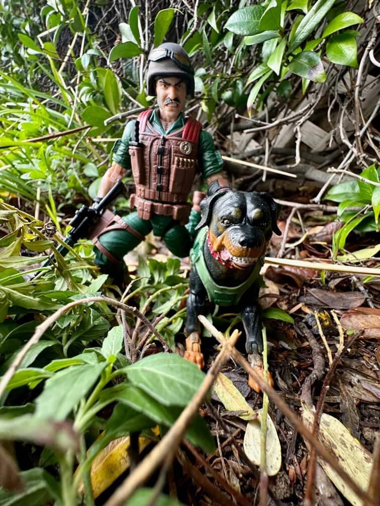 Gi-Joe-Classified-Mutt-action-pose-14