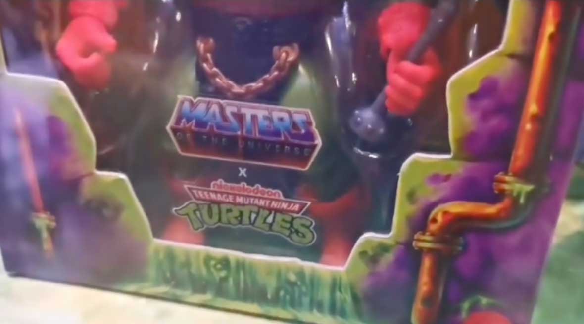 Krang-Turtles-of-Grayskull-In-Box-CCXP-2023-4