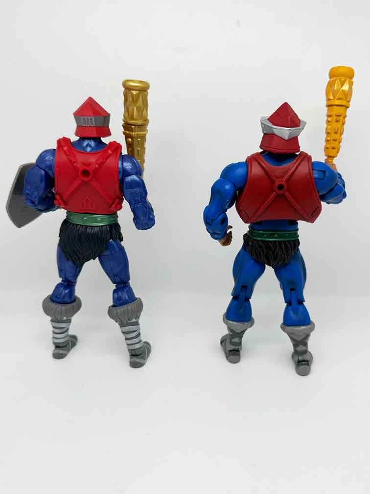 Masterverse-New-Eternia-Mekaneck-Motu-Classics-comparison-3