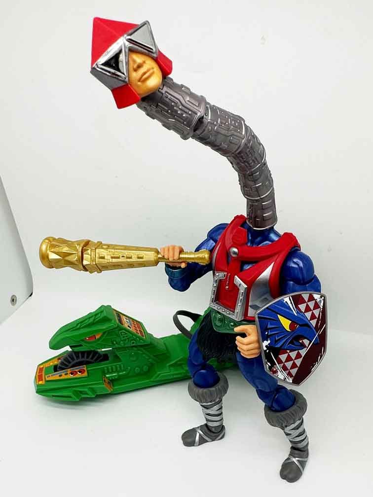 Masterverse-New-Eternia-Mekaneck-action-pose-7