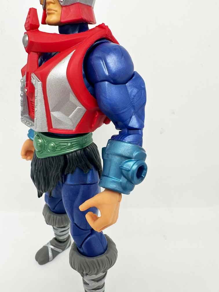 Masterverse-New-Eternia-Mekaneck-left-arm