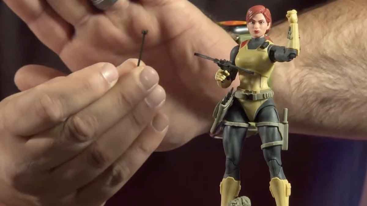 Scarlett-Retro-Cardback-GI-Joe-Classified-Series-Reveal-3