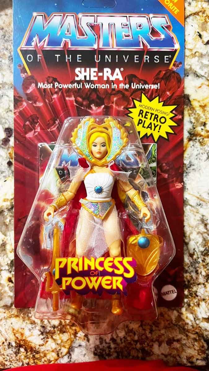 She-Ra-MOTU-Origins-Fan-Favorite-Card-Front