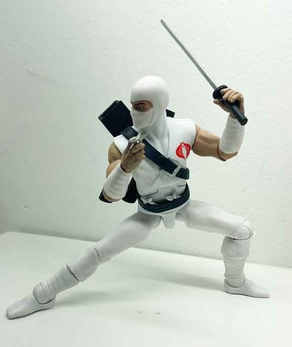 GI-Joe-Ultimates-Wave-3-Storm-Shadow-in-hand-3