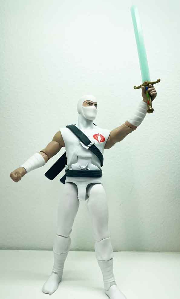 GI-Joe-Ultimates-Wave-3-Storm-Shadow-in-hand-4