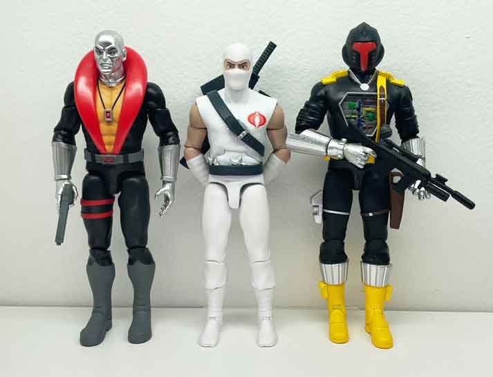 GI-Joe-Ultimates-Wave-3-Storm-Shadow-in-hand-5