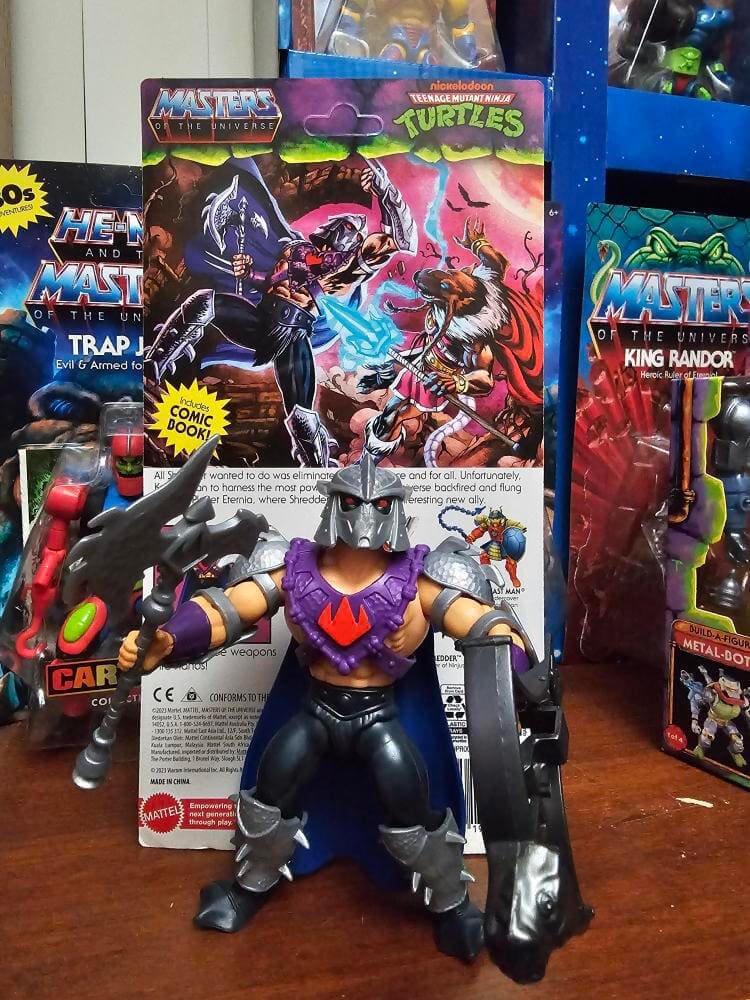MOTU Origins Turtles of Grayskull Shredder In Hand 2