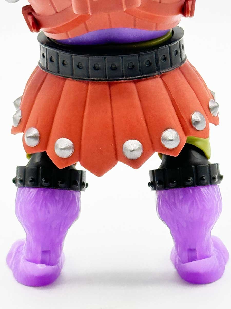 Mutated-Ram-Man-Turtles-of-Grayskull-Wave-2-Review-Lower-Body-Back