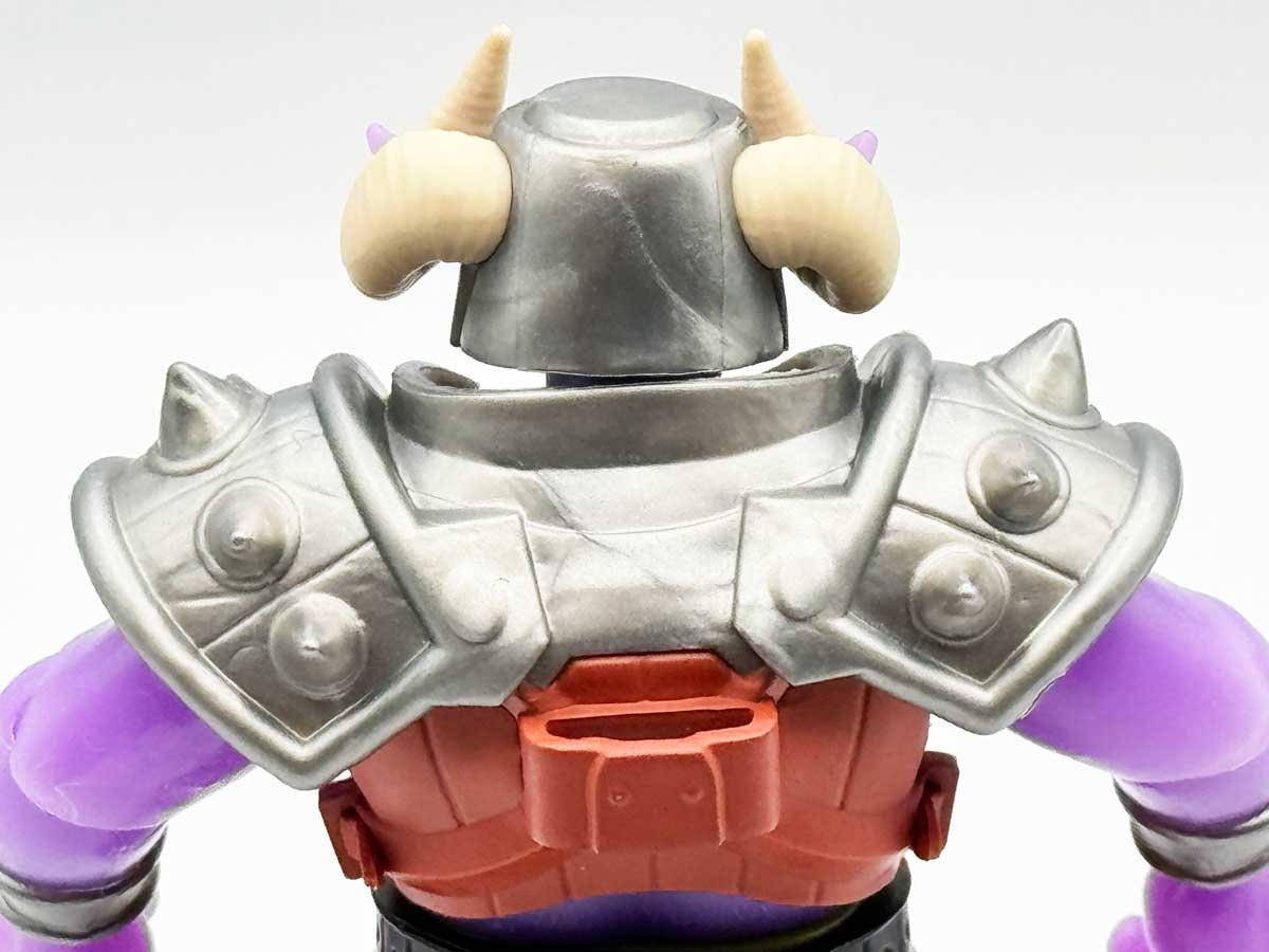 Mutated-Ram-Man-Turtles-of-Grayskull-Wave-2-Review-Upper-Torso-Back