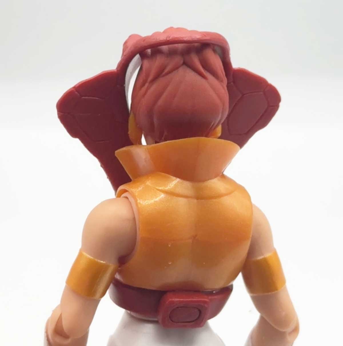 Teela-MOTU-Origins-Cartoon-Collection-Comparison-4