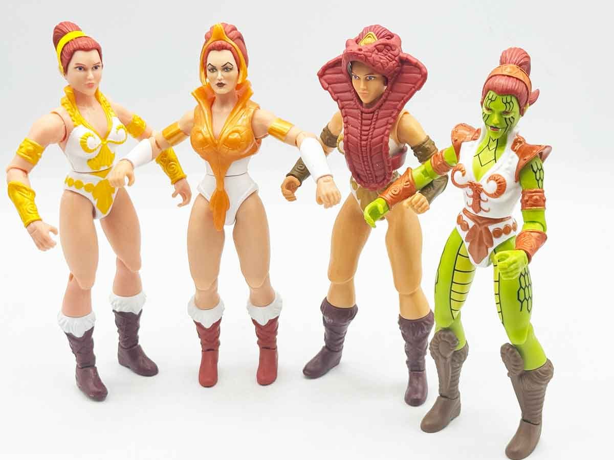 Teela-MOTU-Origins-Cartoon-Collection-Teela-Comparisons-1