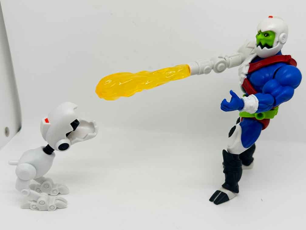 Turtles-of-Grayskull-MOTU-Origins-Mouse-Jaw-action-pose-2