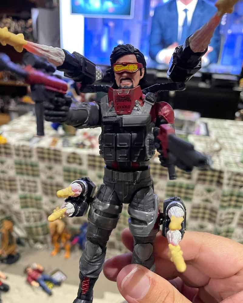 Metal-Head-GI-Joe-Classified-Series-In-Hand-Images-3