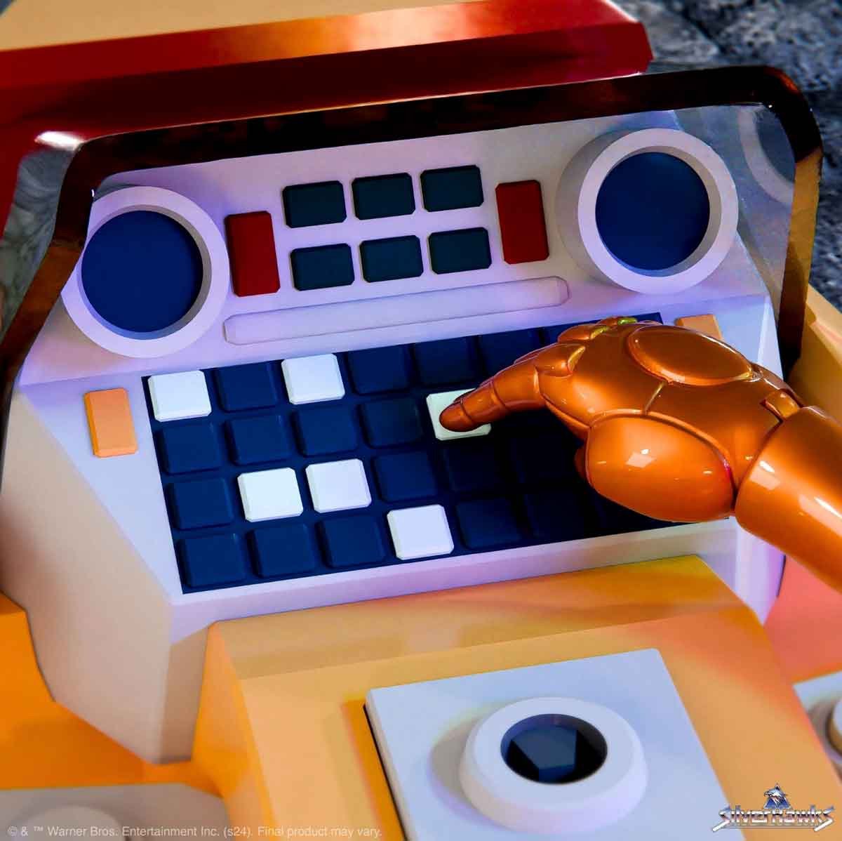 Space-Racer-Super7-Silverhawks-Ultimates-2