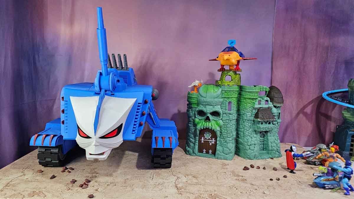 Horde-Command-Crawler-MOTU-Origins-Filmation-Concept-Castle-Grayskull-Comparison