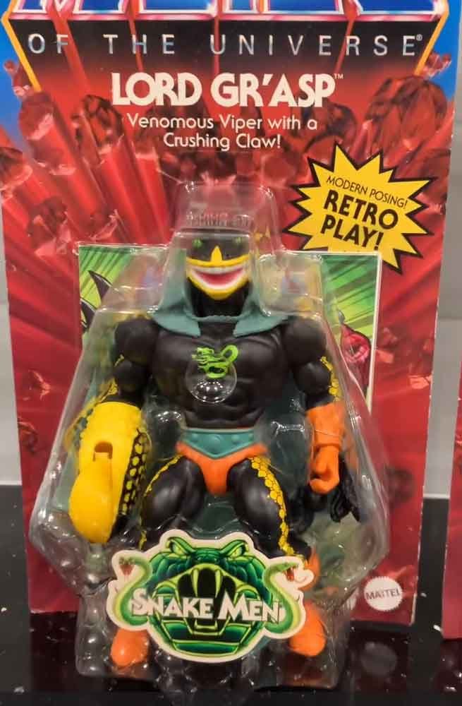 MOTU-Origins-Lord-Gr'asp-in-hand-2