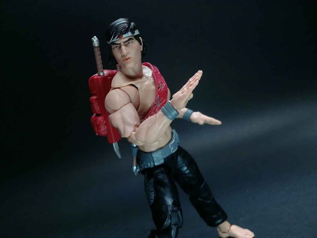 Quick-Kick-GI-Joe-Classied-in-hand-3