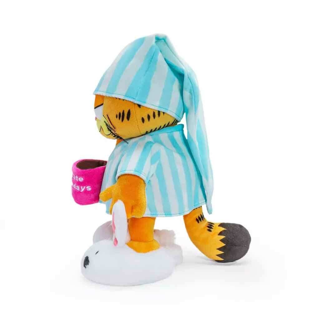 Garfield-KidRobot-Pajamas-3