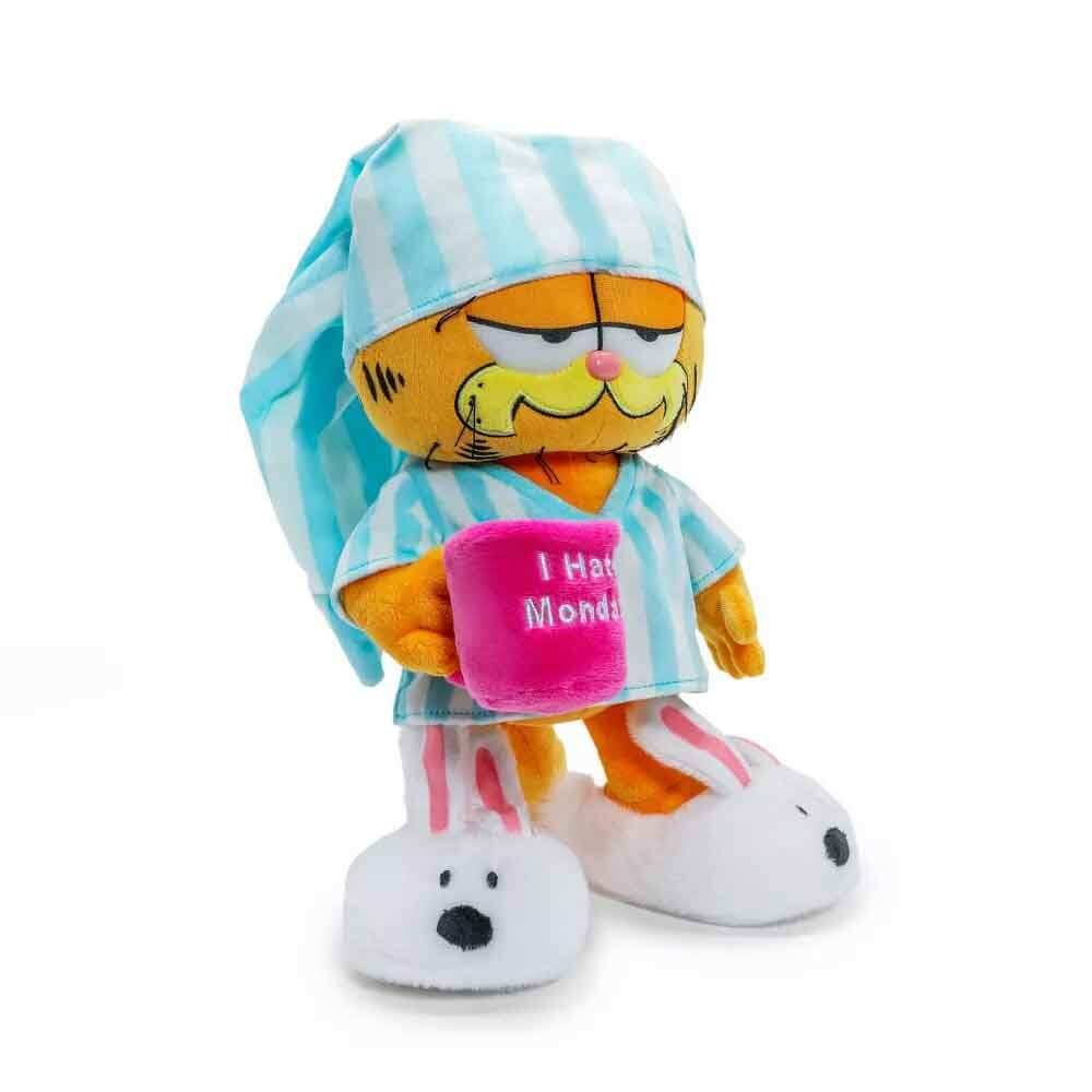 Garfield-KidRobot-Pajamas-5