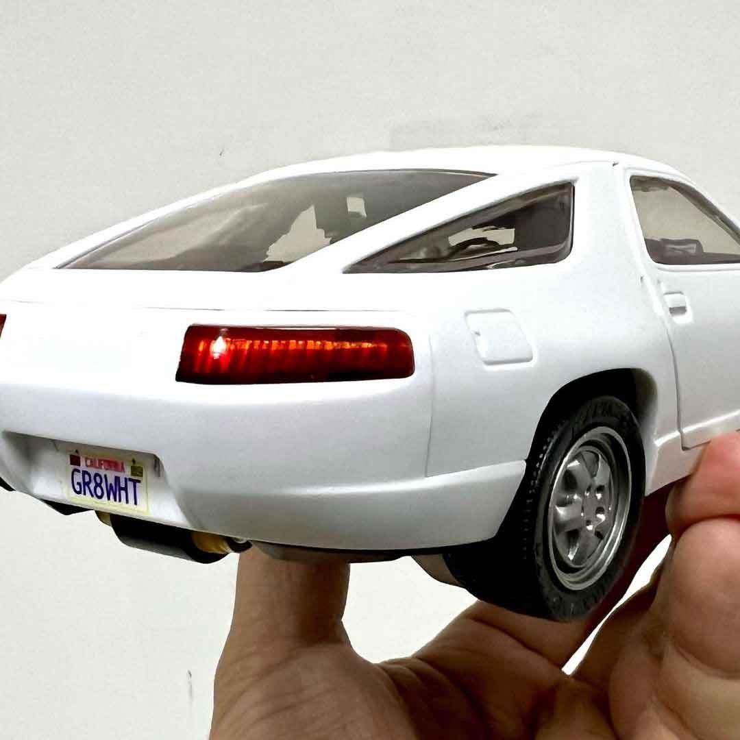 Great-White-MASK-Makina-Vehicle-5