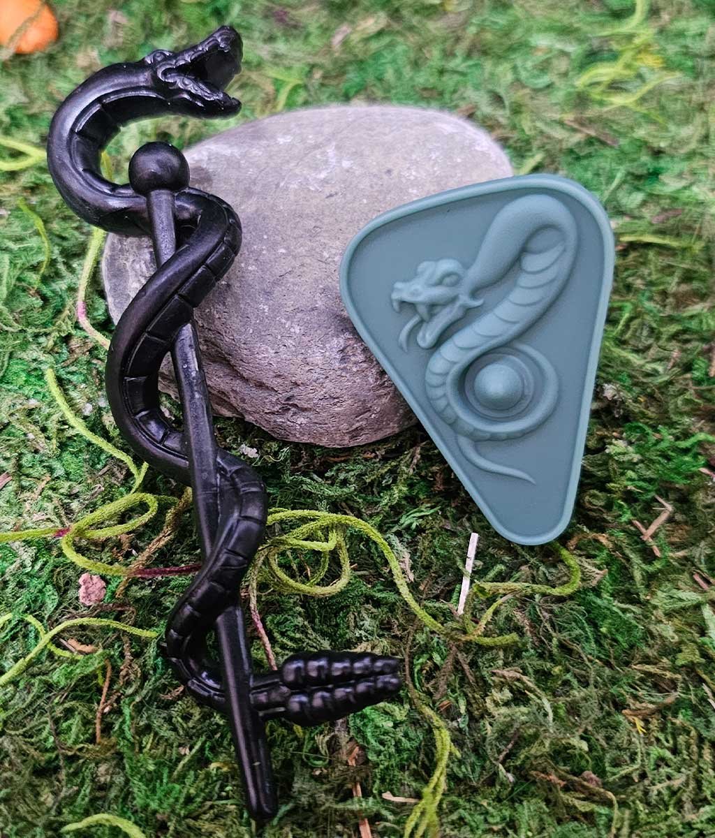 Lord-Grasp-MOTU-Origins-Walmart-Exclusive-5