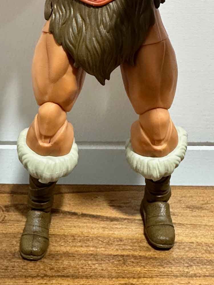 New-Eternia-Thunder-Punch-He-Man-Masterverse-legs-IH