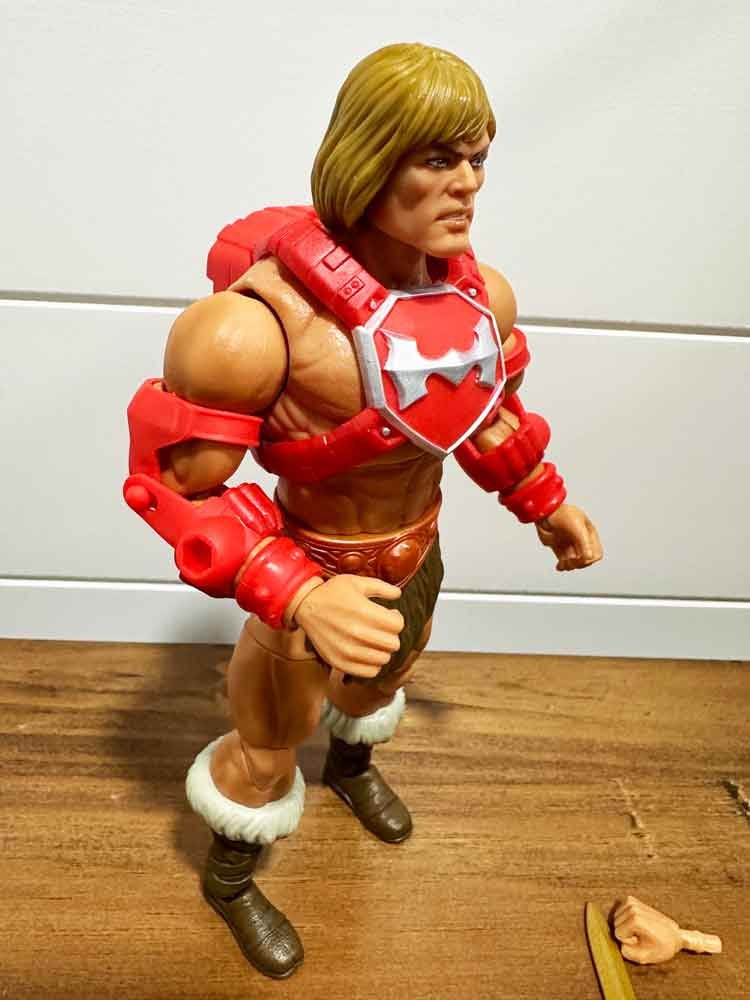 New-Eternia-Thunder-Punch-He-Man-Masterverse-right-arm-IH