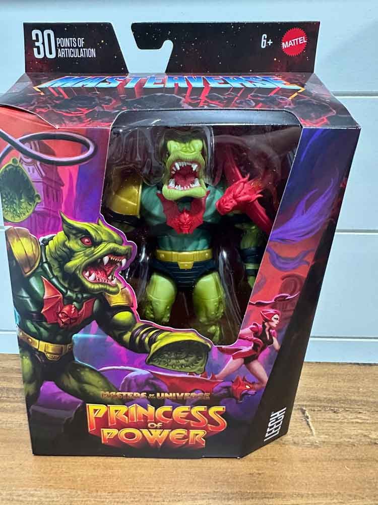 Princess-Of-Power-Leech-Masterverse-package-front-IH