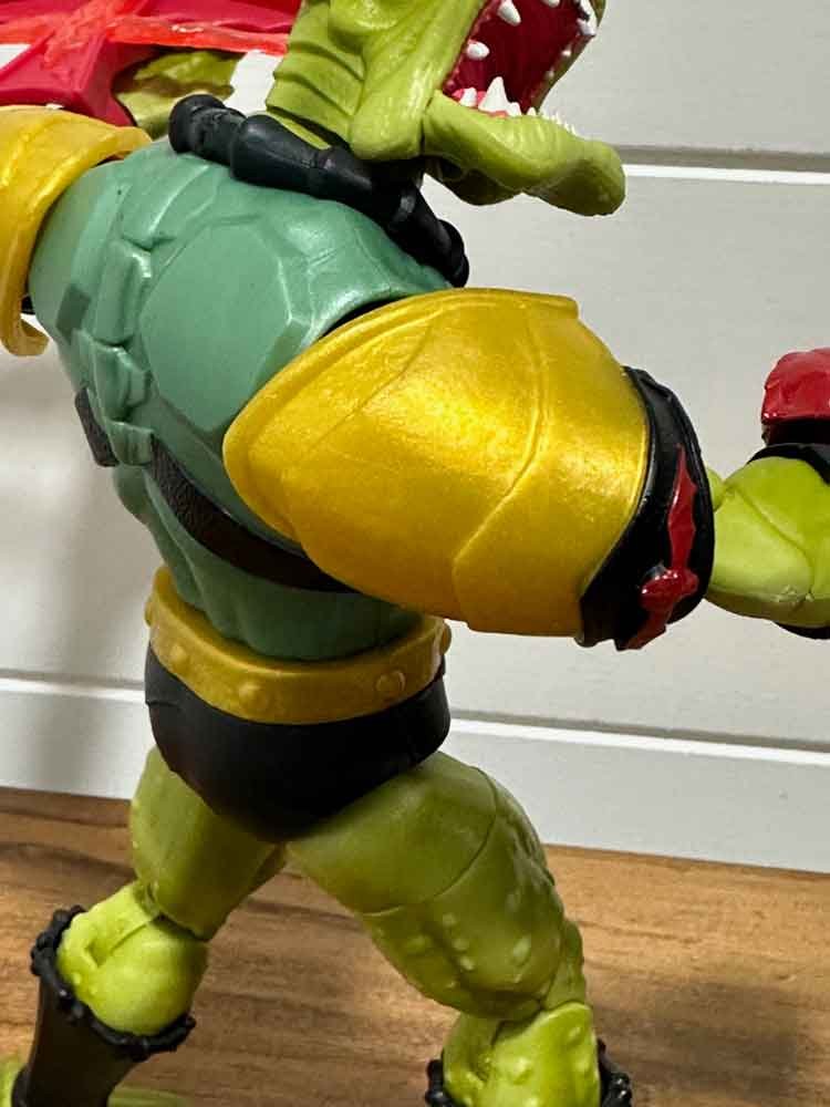 Princess-Of-Power-Leech-Masterverse-shoulder-IH