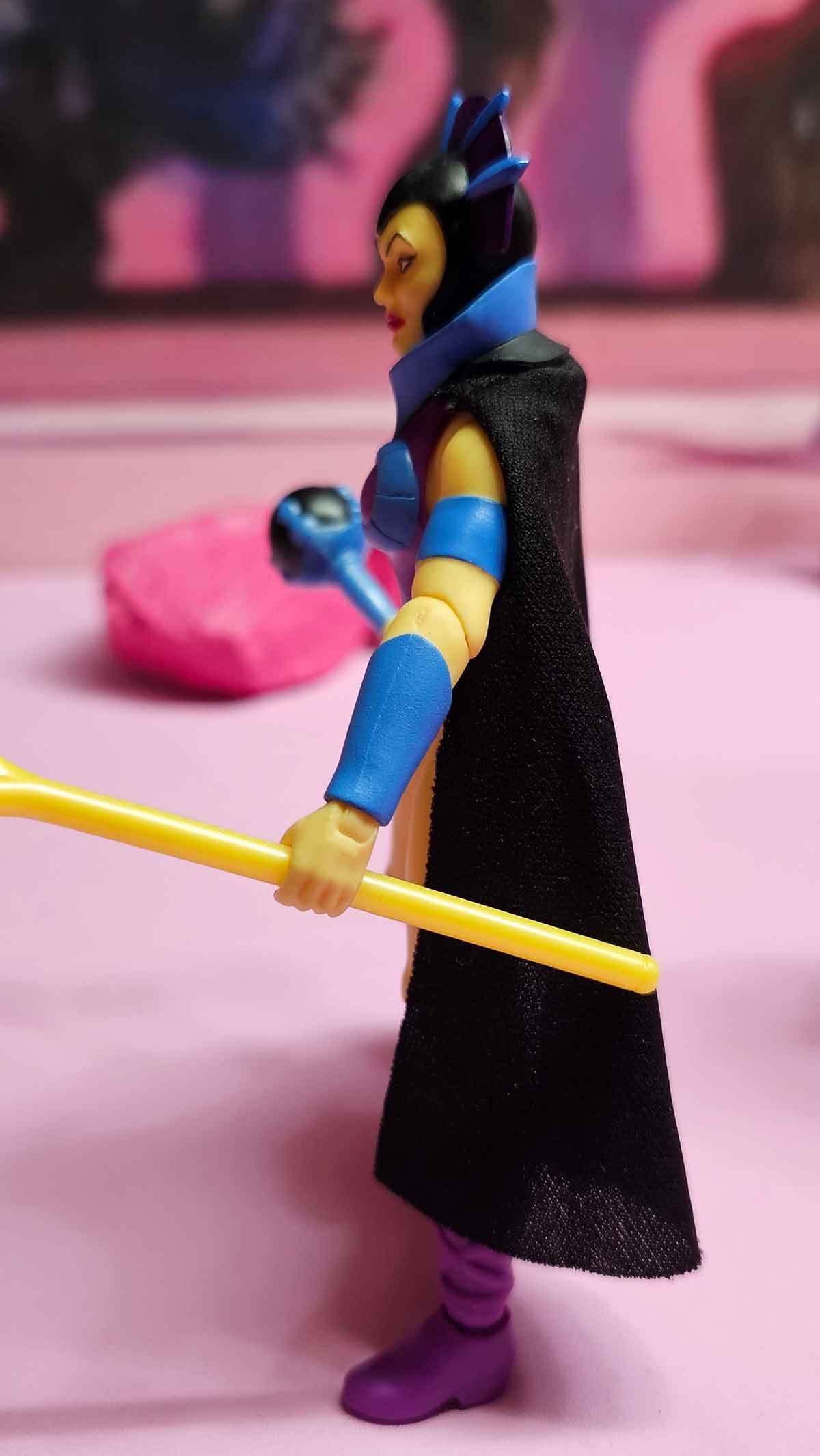 Evil-Lyn-MOTU-Origins-Cartoon-Collection-Cape-4