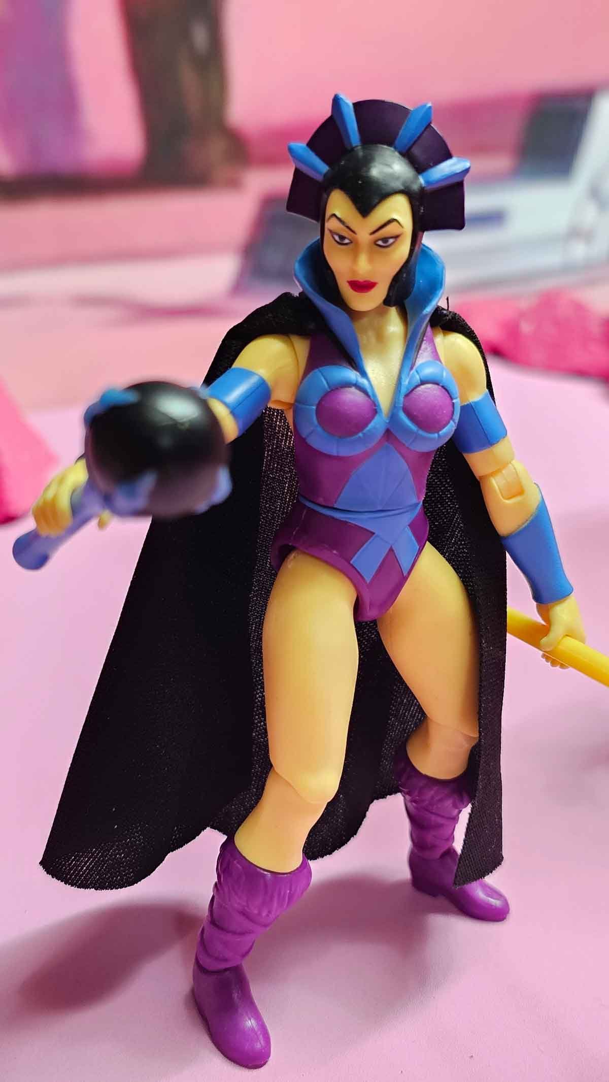 Evil-Lyn-MOTU-Origins-Cartoon-Collection-Cape-5