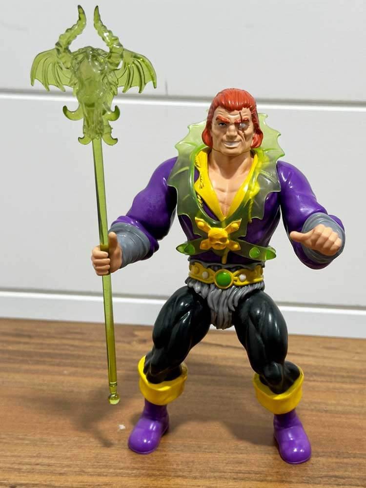 Legends-of-Dragonore-Wave-1-5-IH--Dark-Magic-Apprentice-Oskuro-1