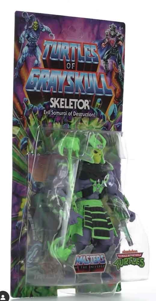 Skeletor-MOTU-Origins-Turtles-of-Grayskull-package-front-angle-right