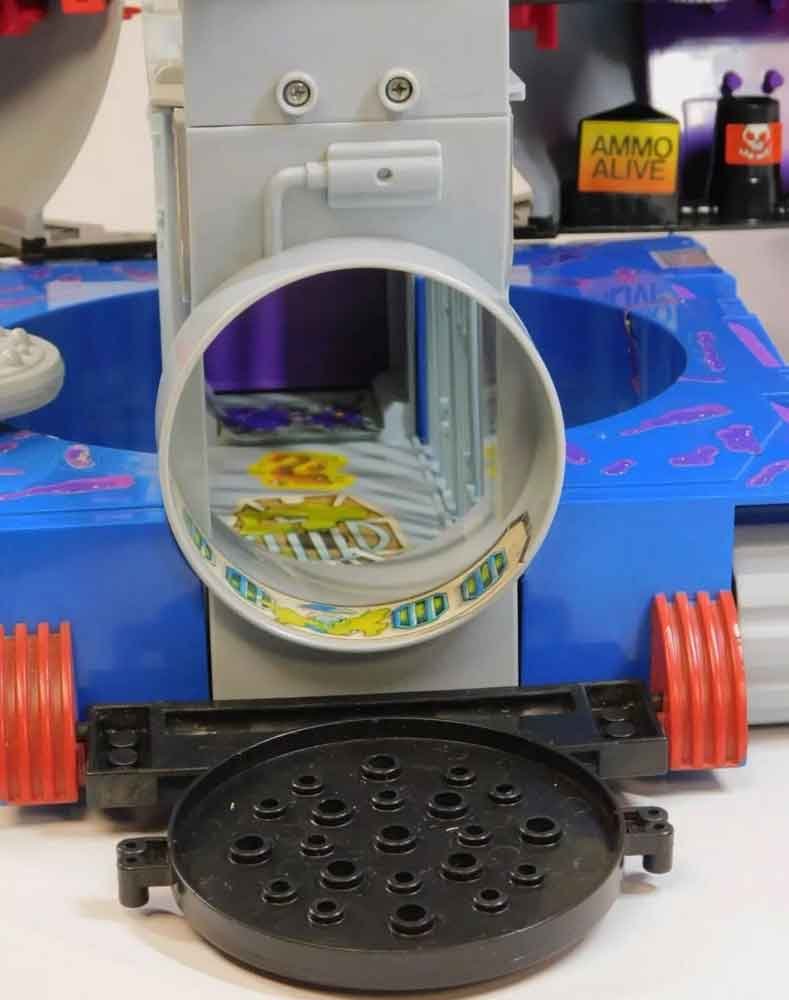 TMNT-Technodrome-Vintage-Playmates-6