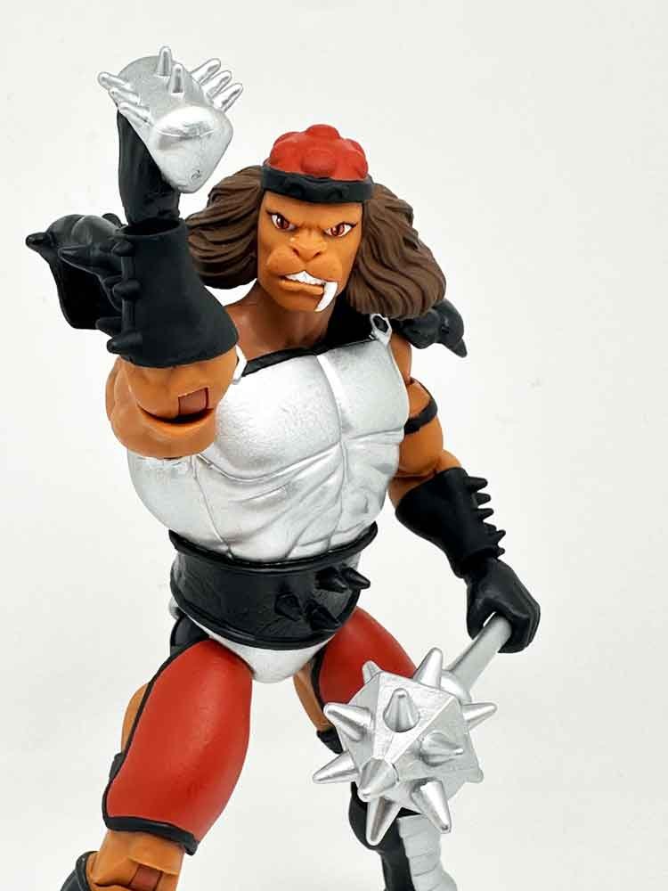 Grune-Toy-Variant-Super7-Ultimates-action-pose-3