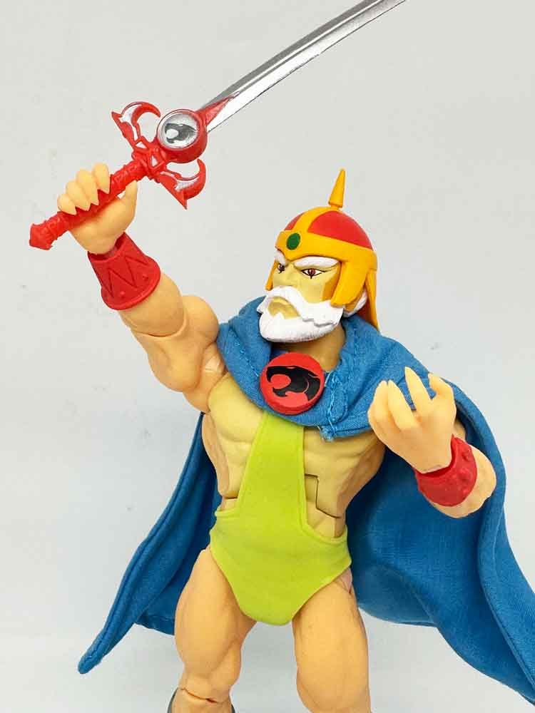 Jaga-Toy-Variant-Super7-ThunderCats-Ultimates-action-pose-4