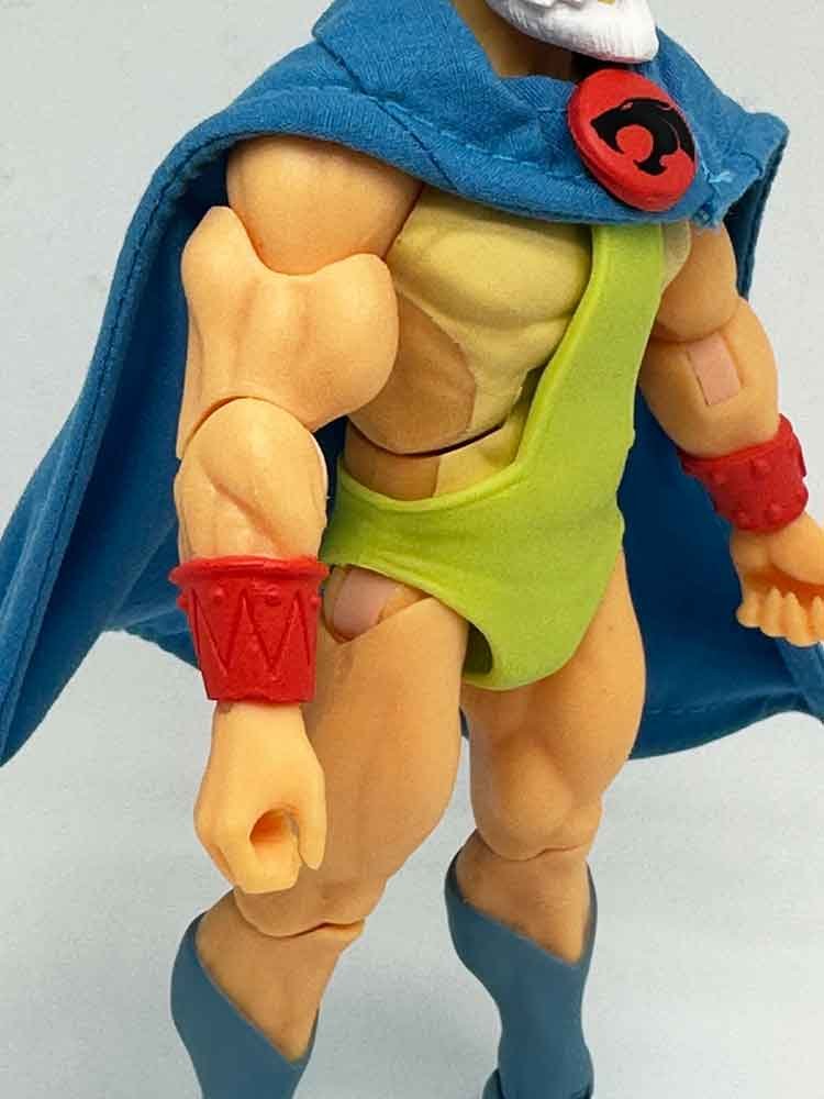 Jaga-Toy-Variant-Super7-ThunderCats-Ultimates-right-arm