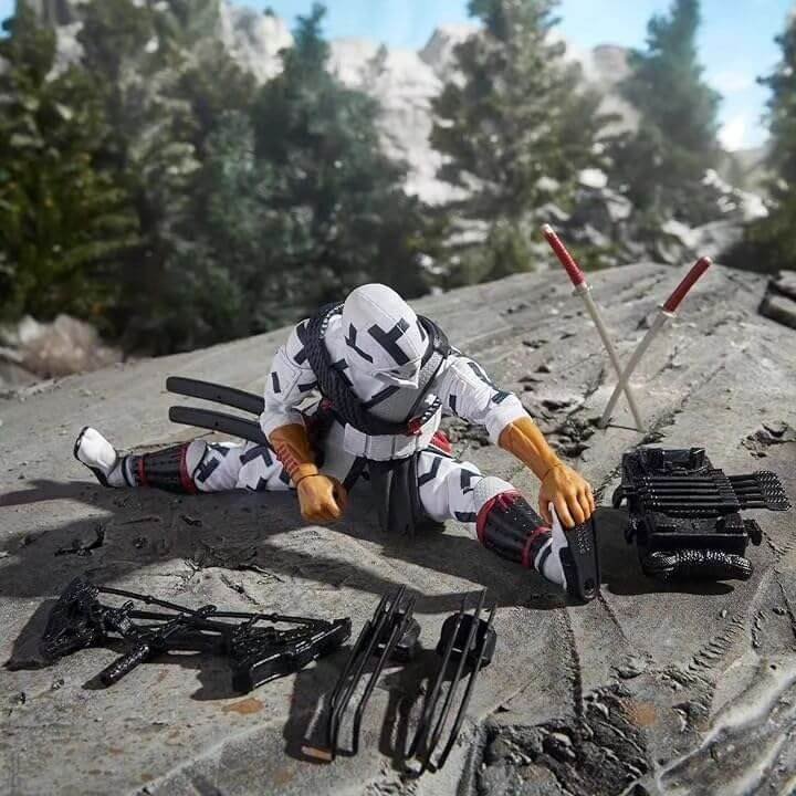 Storm Shadow v2 GI Joe Classified Series Dio 4