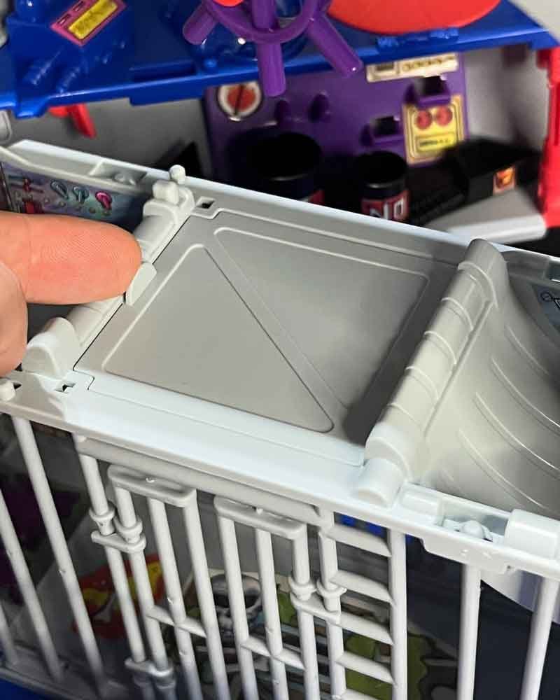 Technodrome-TMNT-Playmates-reissue-in-hand-6