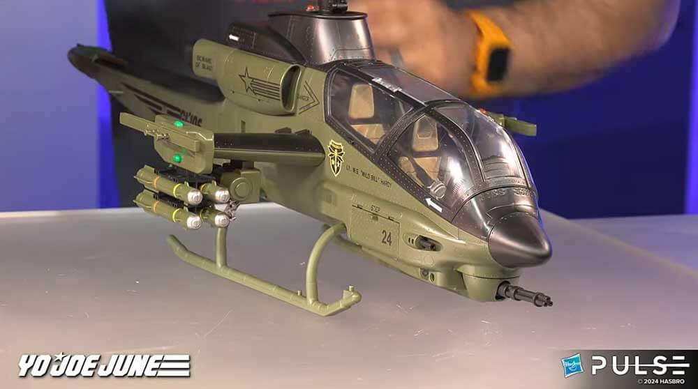 Unboxing-the-GI-Joe-Classified-Series-Assault-Copter-Dragonfly-(XH-1)-HasLab-13