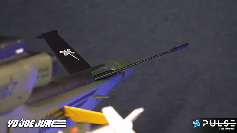 Unboxing-the-GI-Joe-Classified-Series-Assault-Copter-Dragonfly-(XH-1)-HasLab-17