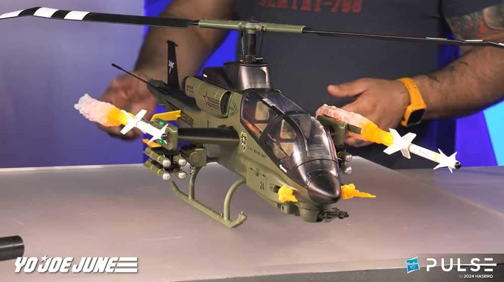 Unboxing-the-GI-Joe-Classified-Series-Assault-Copter-Dragonfly-(XH-1)-HasLab-21