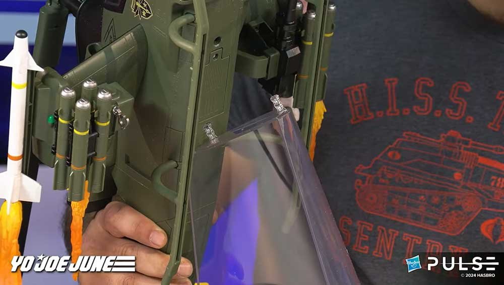 Unboxing-the-GI-Joe-Classified-Series-Assault-Copter-Dragonfly-(XH-1)-HasLab-23