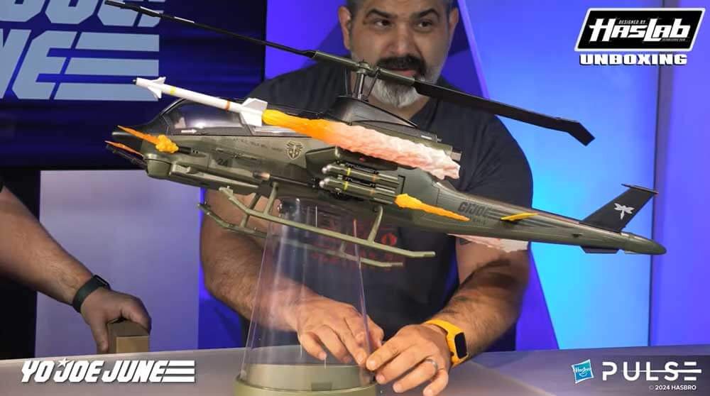 Unboxing-the-GI-Joe-Classified-Series-Assault-Copter-Dragonfly-(XH-1)-HasLab-24