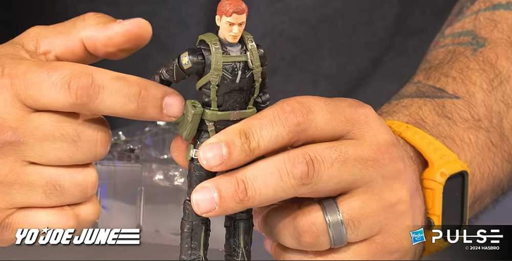 Unboxing-the-GI-Joe-Classified-Series-Assault-Copter-Dragonfly-(XH-1)-HasLab-38b