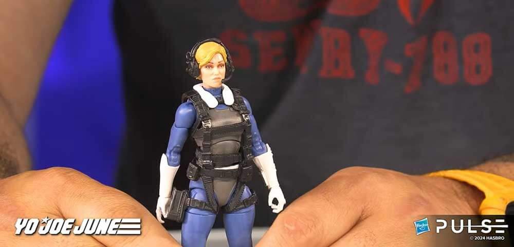 Unboxing-the-GI-Joe-Classified-Series-Assault-Copter-Dragonfly-(XH-1)-HasLab-43