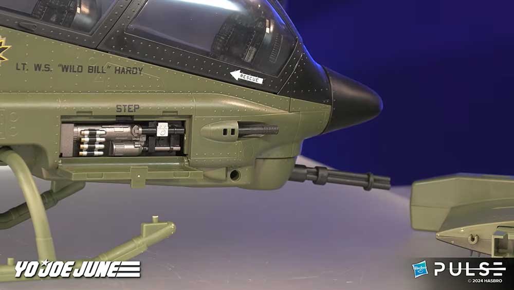 Unboxing-the-GI-Joe-Classified-Series-Assault-Copter-Dragonfly-(XH-1)-HasLab-9