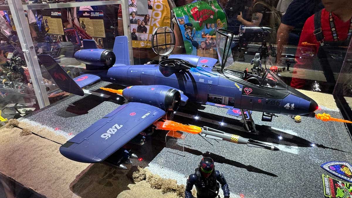Cobra-Rattler-HasLab-GI-Joe-Classified-Series-SDCC-2024-Booth-10